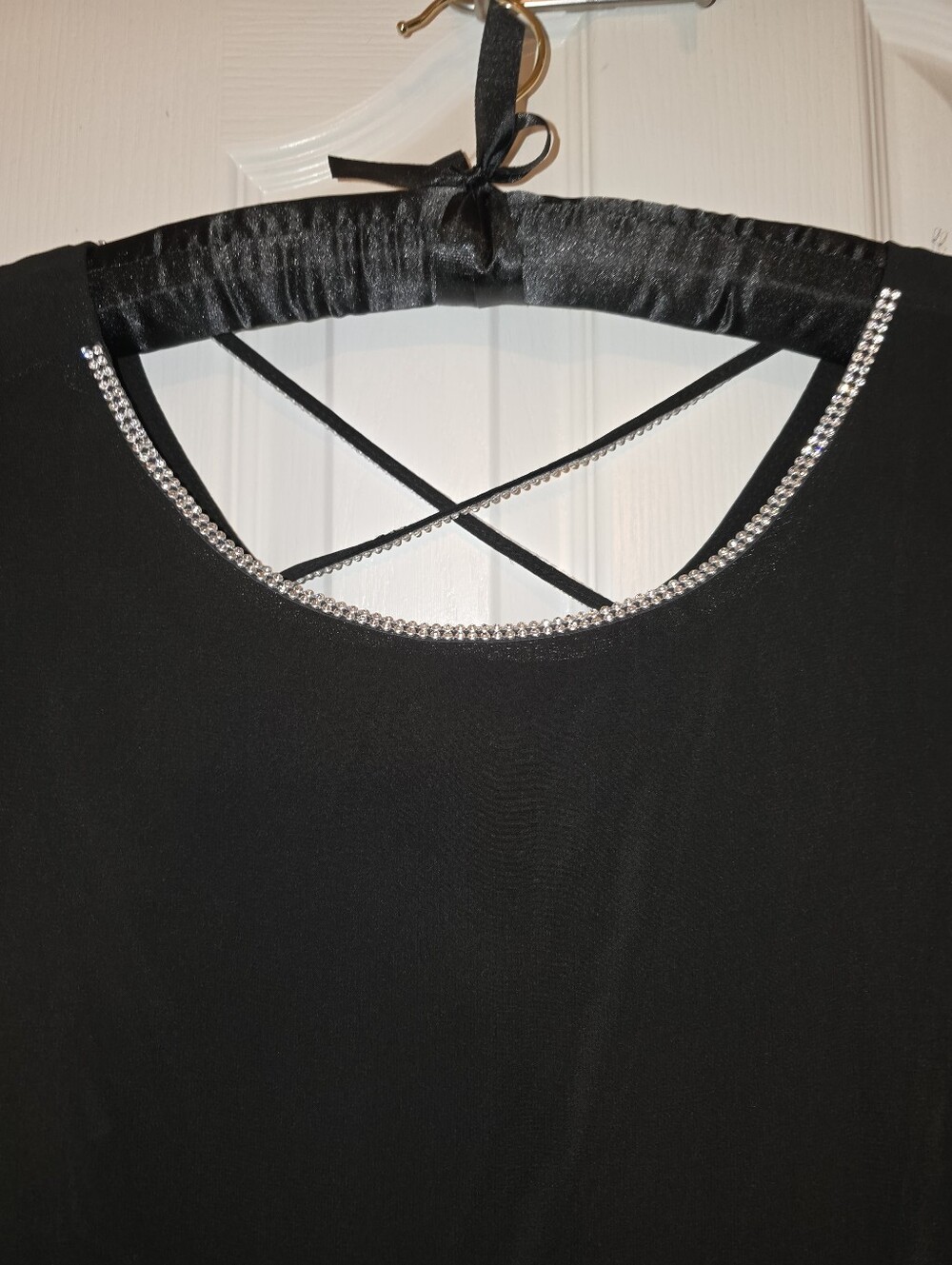 Beautiful Blouse With Rhinestones - Picture 3 of 7